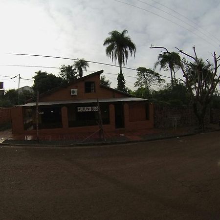 Iguazu Rey Hostel Puerto Iguazu Bagian luar foto