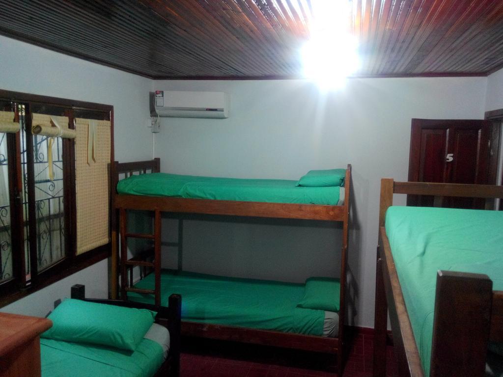 Iguazu Rey Hostel Puerto Iguazu Bagian luar foto