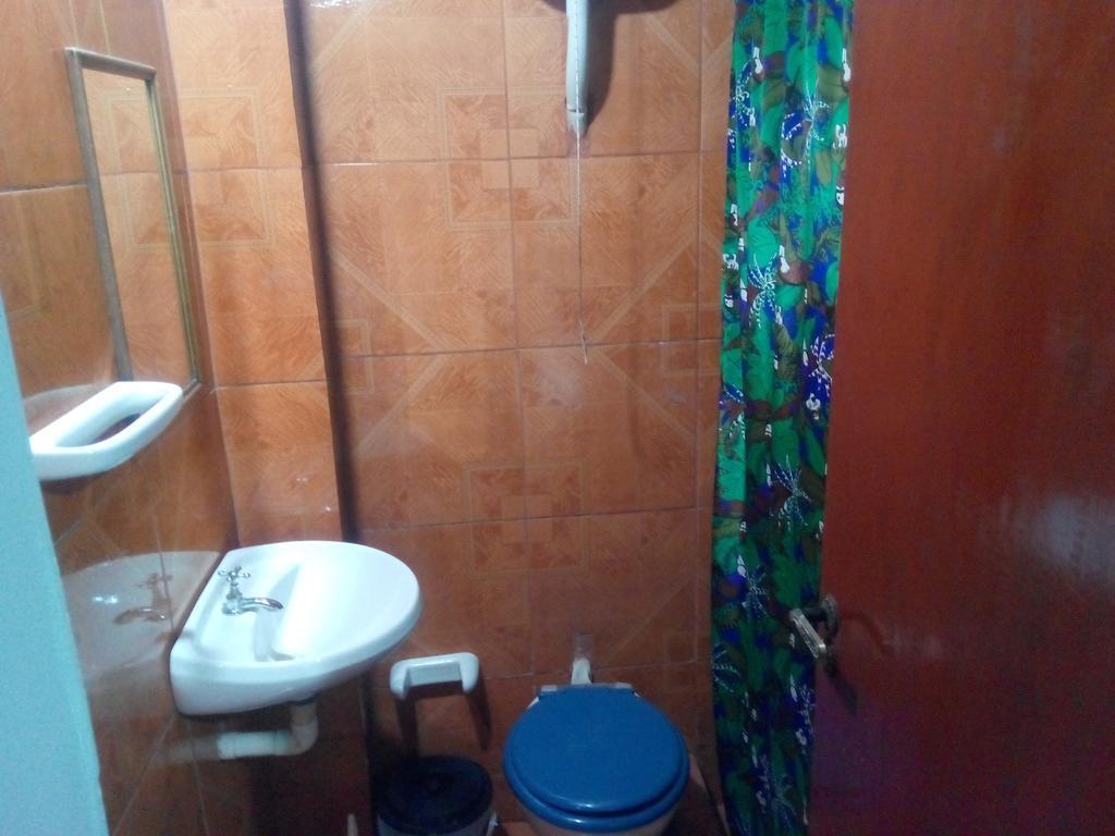 Iguazu Rey Hostel Puerto Iguazu Bagian luar foto