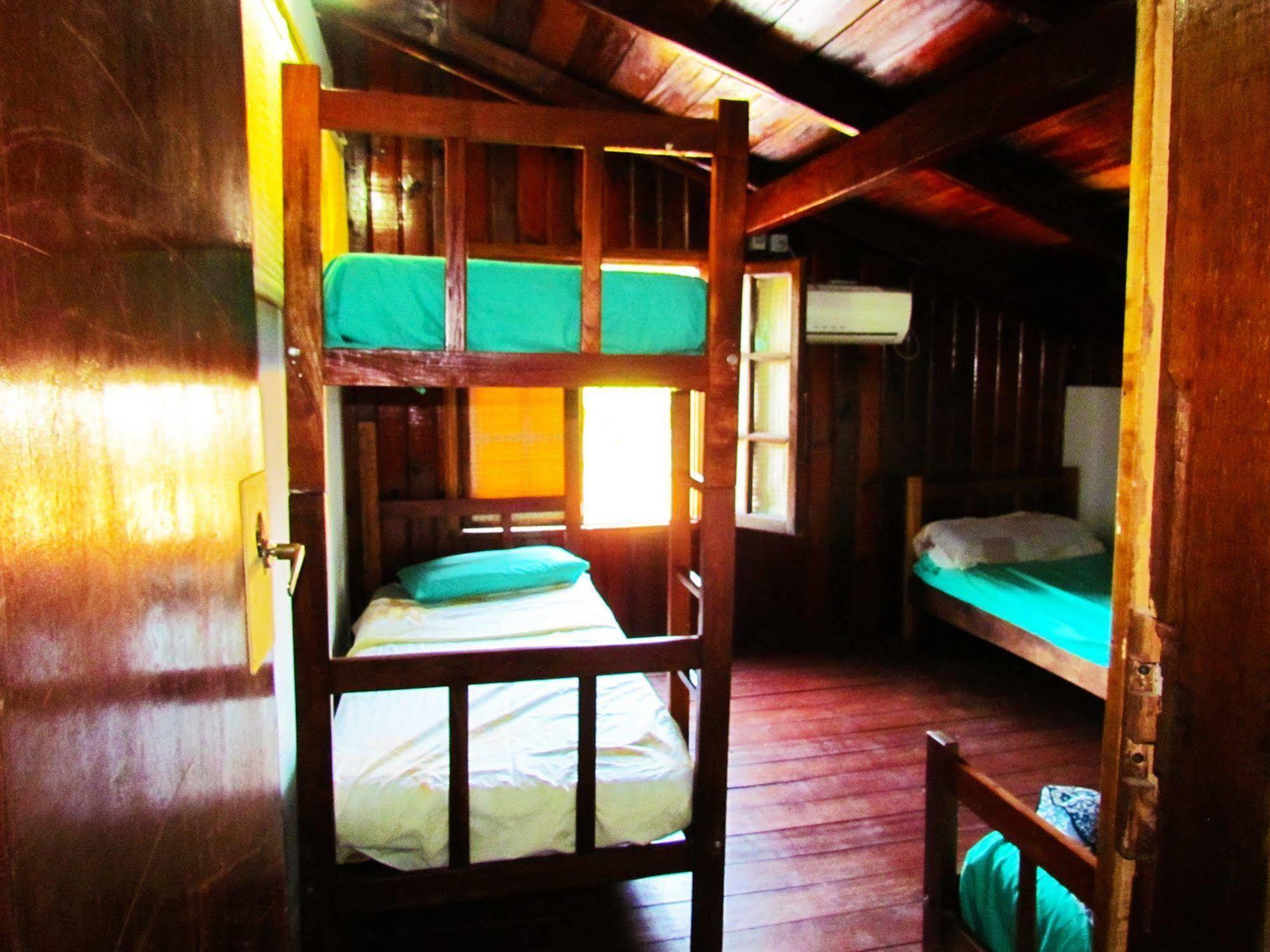 Iguazu Rey Hostel Puerto Iguazu Bagian luar foto